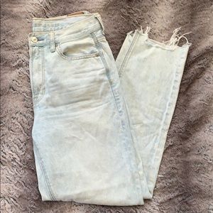 American Eagle Mom Jeans